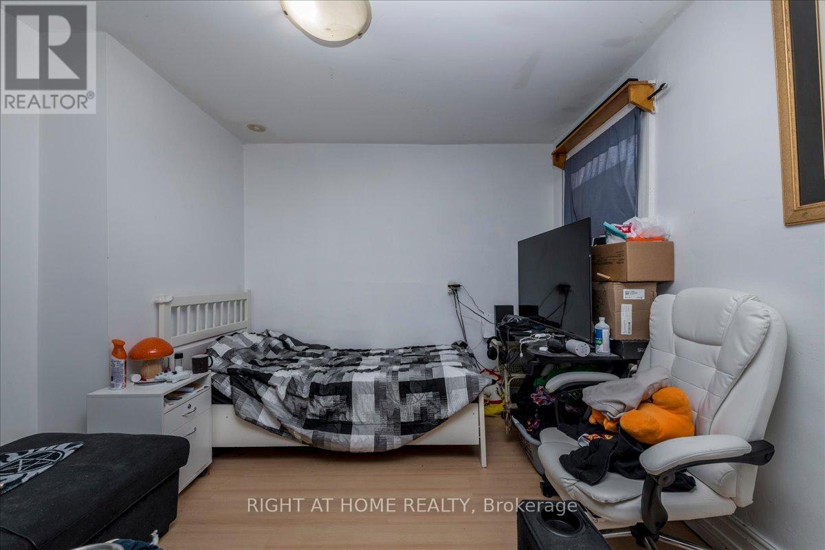 29 Peel Street, Barrie, Ontario  L4M 3K9 - Photo 16 - S13034188