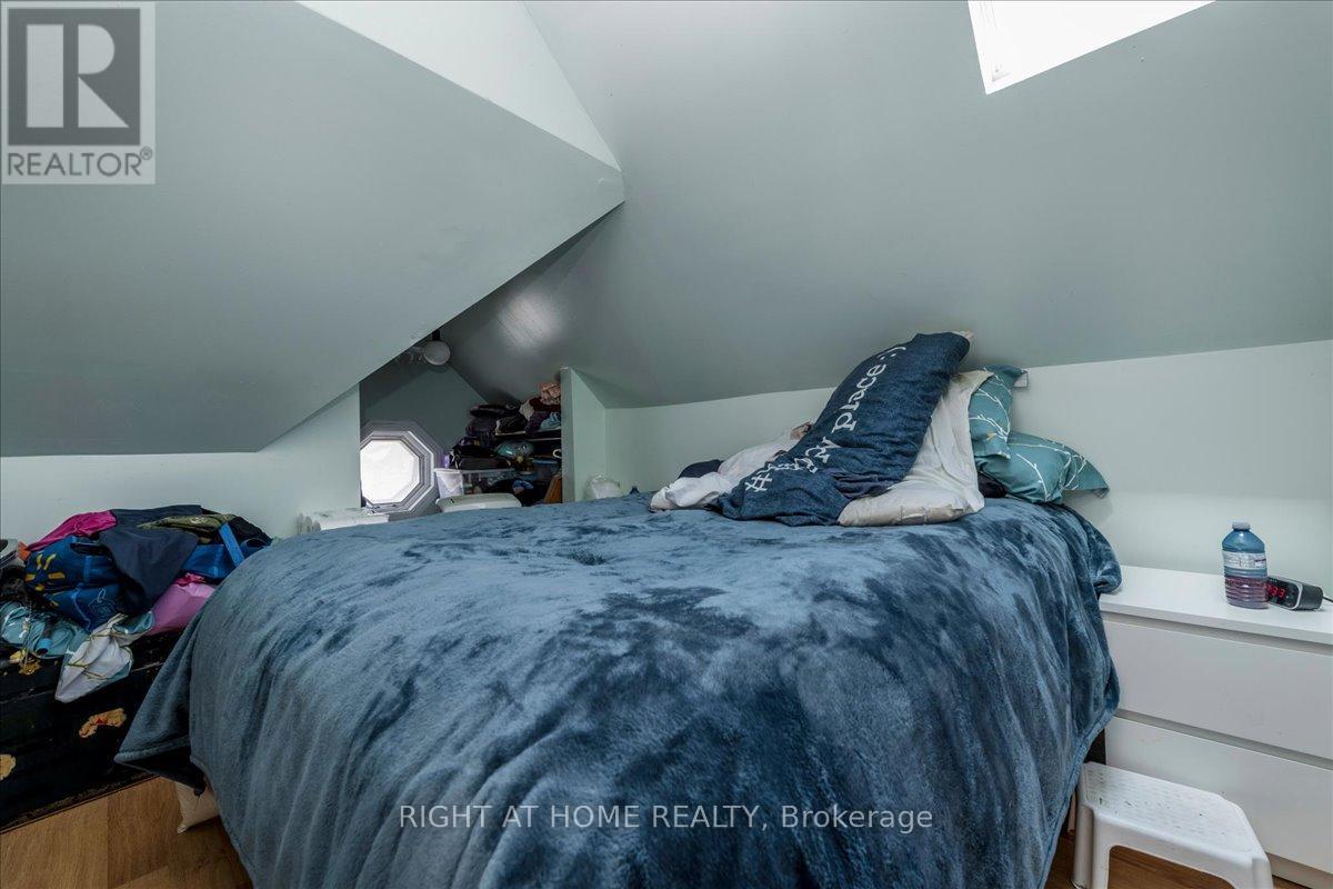 29 Peel Street, Barrie, Ontario  L4M 3K9 - Photo 25 - S13034188