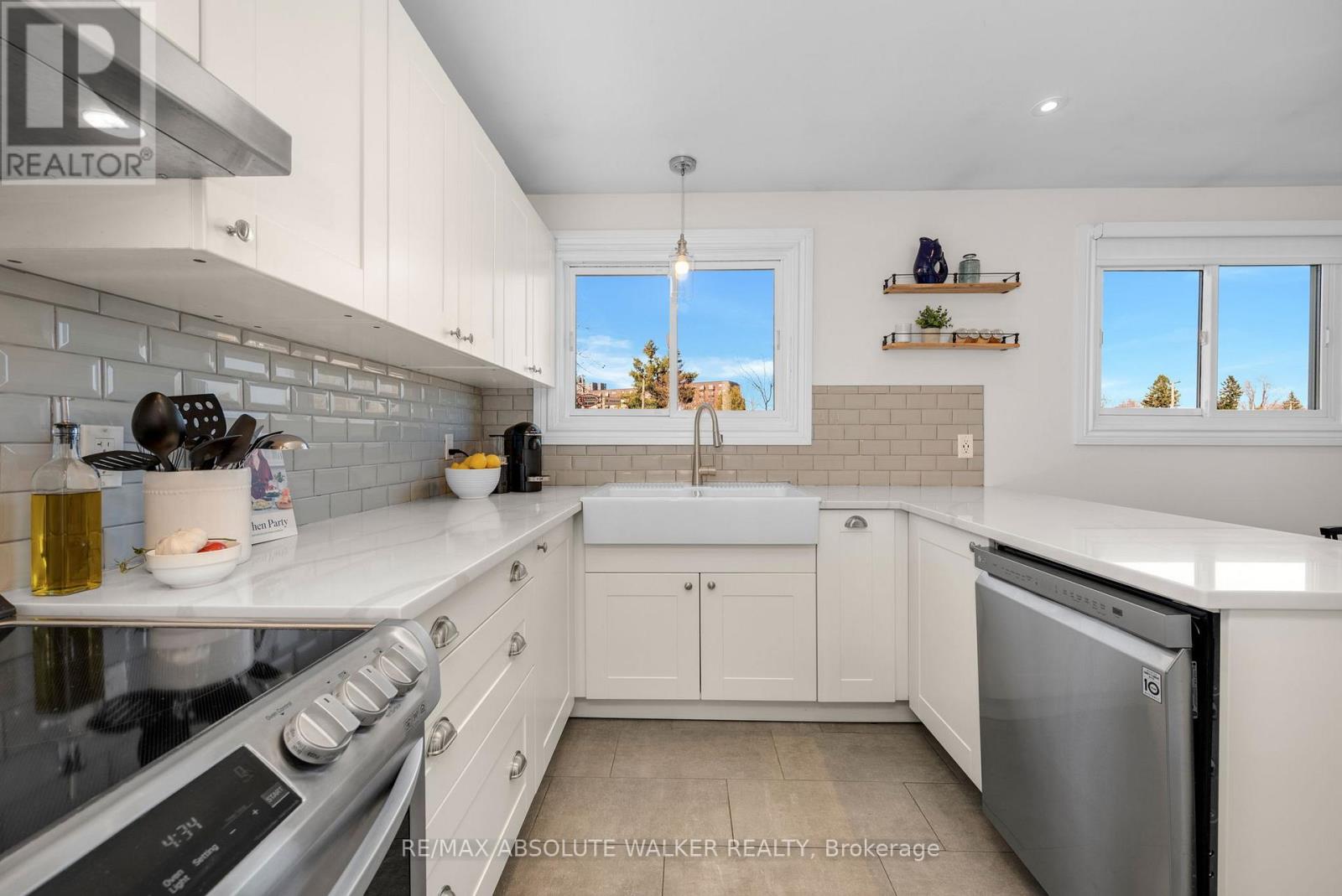 2052 Valley Drive, Ottawa, Ontario  K1G 2P4 - Photo 10 - X13030710