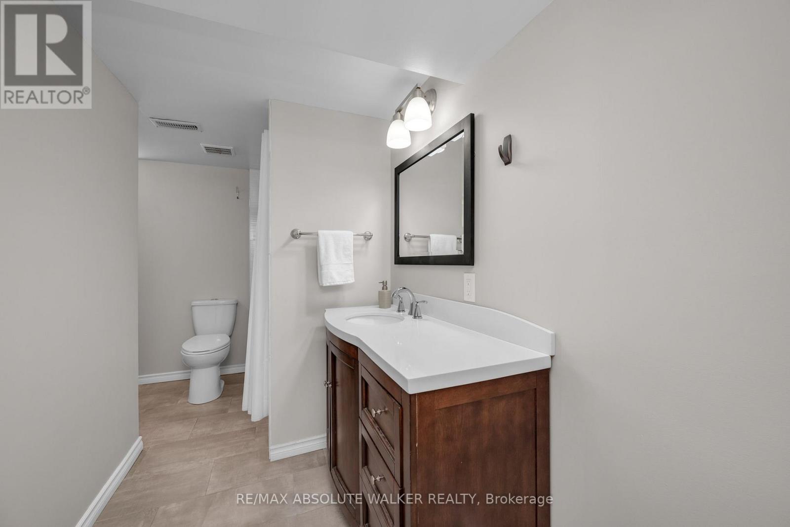 2052 Valley Drive, Ottawa, Ontario  K1G 2P4 - Photo 30 - X13030710