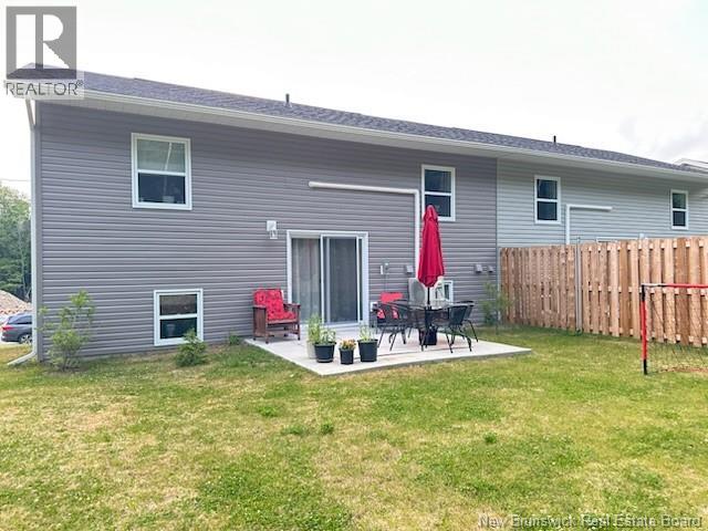 67 Dewitt Acres, Fredericton, New Brunswick  E3A 6S3 - Photo 2 - NB133407