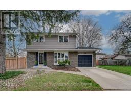 126 OTTER CRESCENT, Oakville, Ontario