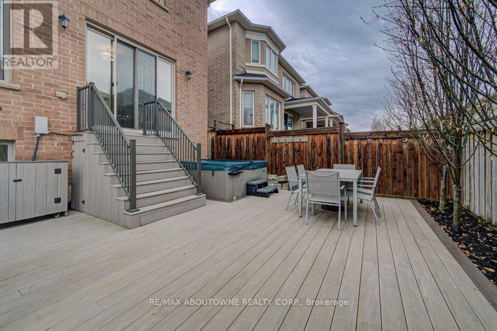 178 Cherryhurst Road, Oakville, Ontario  L6M 0W1 - Photo 10 - W13034088