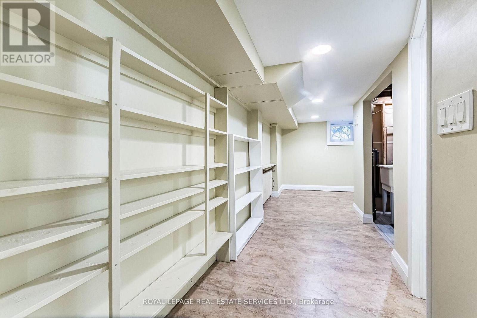 1107 Royal York Road, Toronto, Ontario  M8X 2G8 - Photo 21 - W13034146