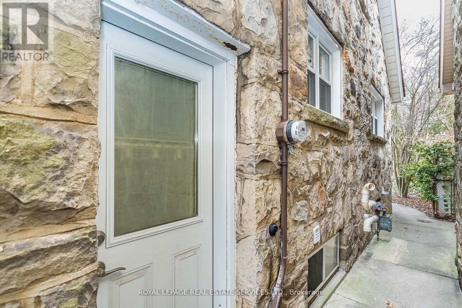 1107 Royal York Road, Toronto, Ontario  M8X 2G8 - Photo 25 - W13034146