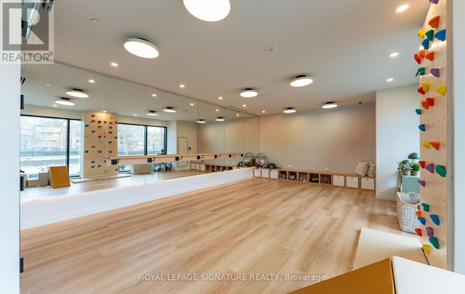 404 - 1660 Bloor Street W, Toronto, Ontario  M6P 1B1 - Photo 34 - W13034154