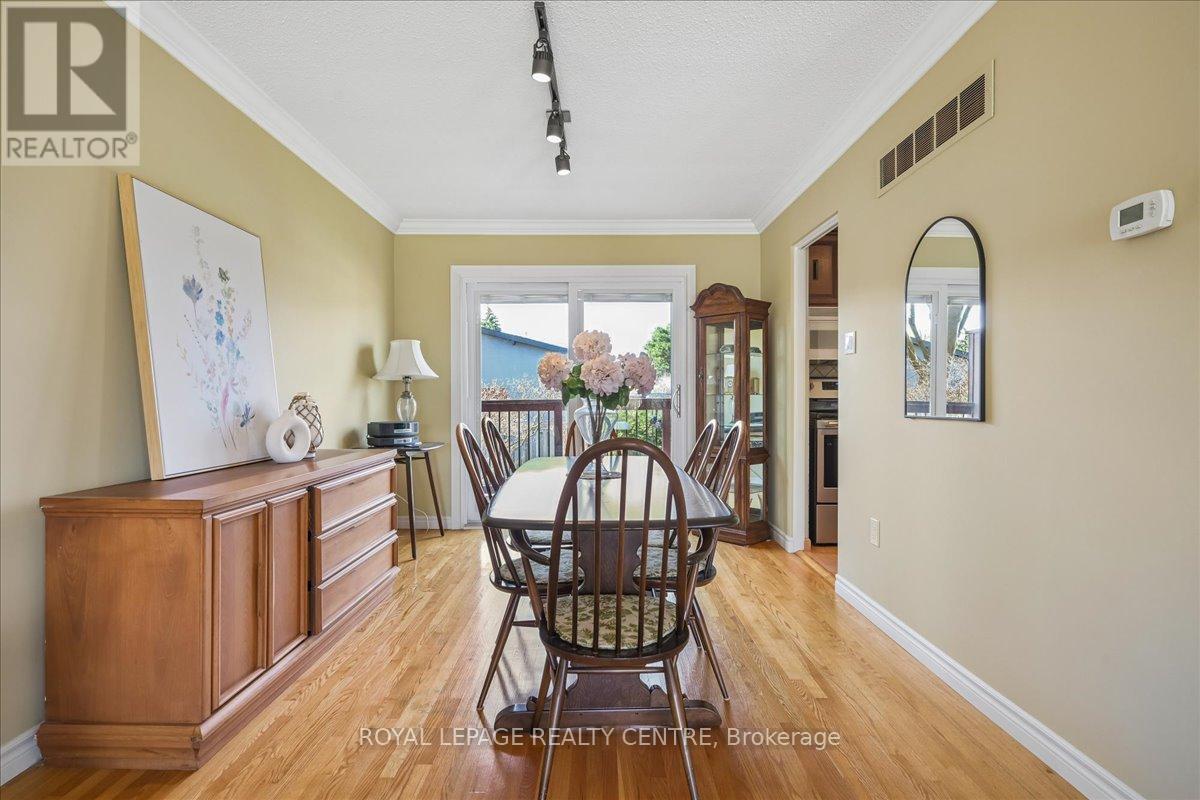 3232 Crosstree Court, Mississauga, Ontario  L5L 1G7 - Photo 15 - W13034162