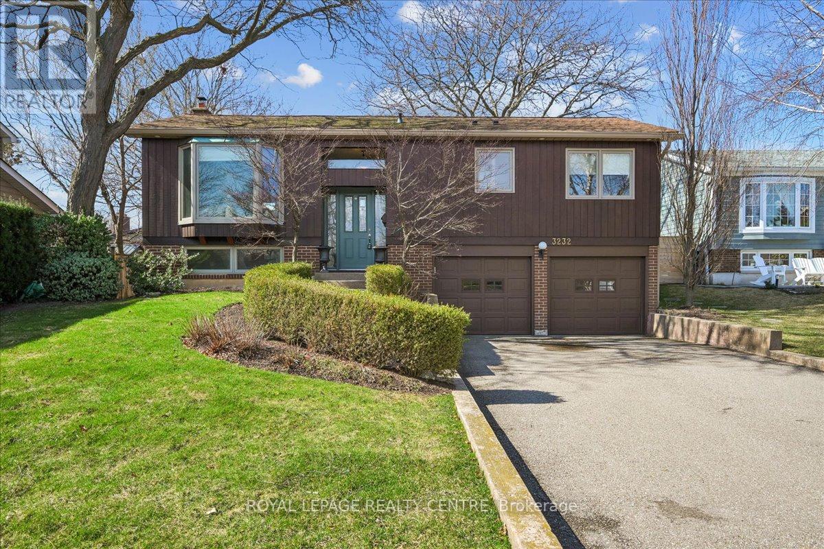 3232 Crosstree Court, Mississauga, Ontario  L5L 1G7 - Photo 4 - W13034162