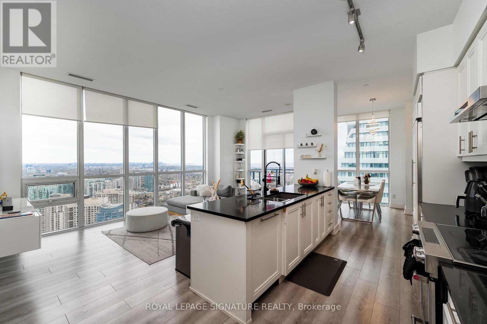 Ph4 - 4011 Brickstone Mews, Mississauga, Ontario  L5B 0G3 - Photo 8 - W13034172