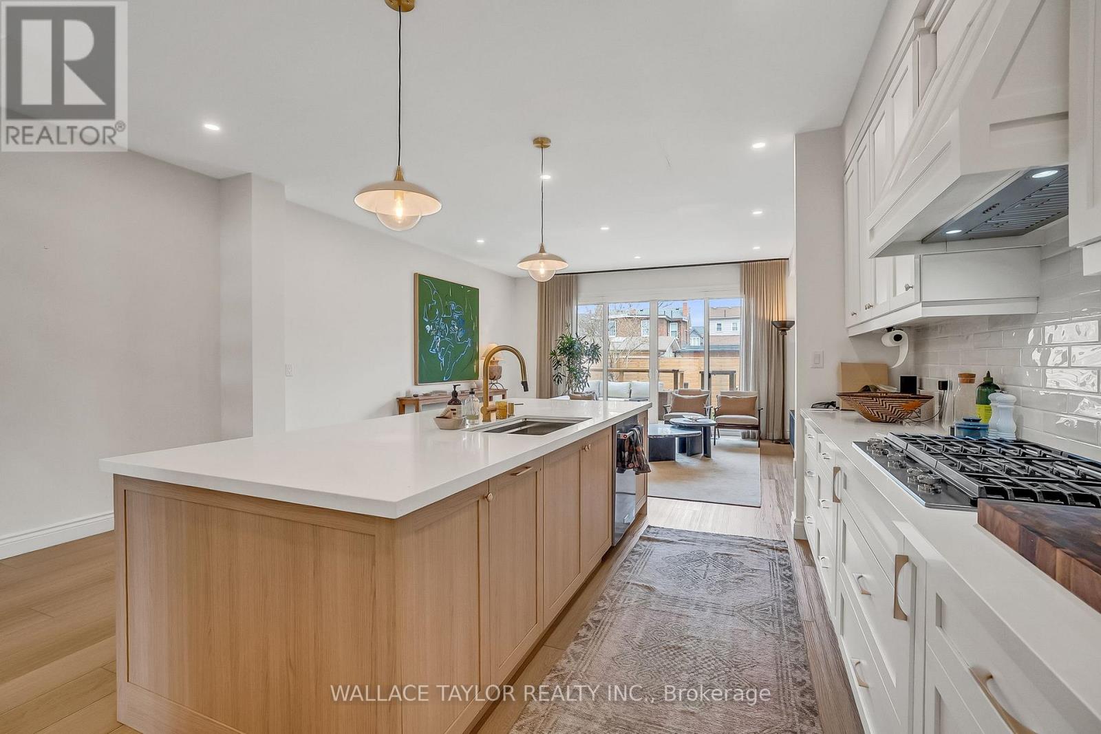 193 Perth Avenue, Toronto, Ontario  M6P 3X7 - Photo 14 - W13034182