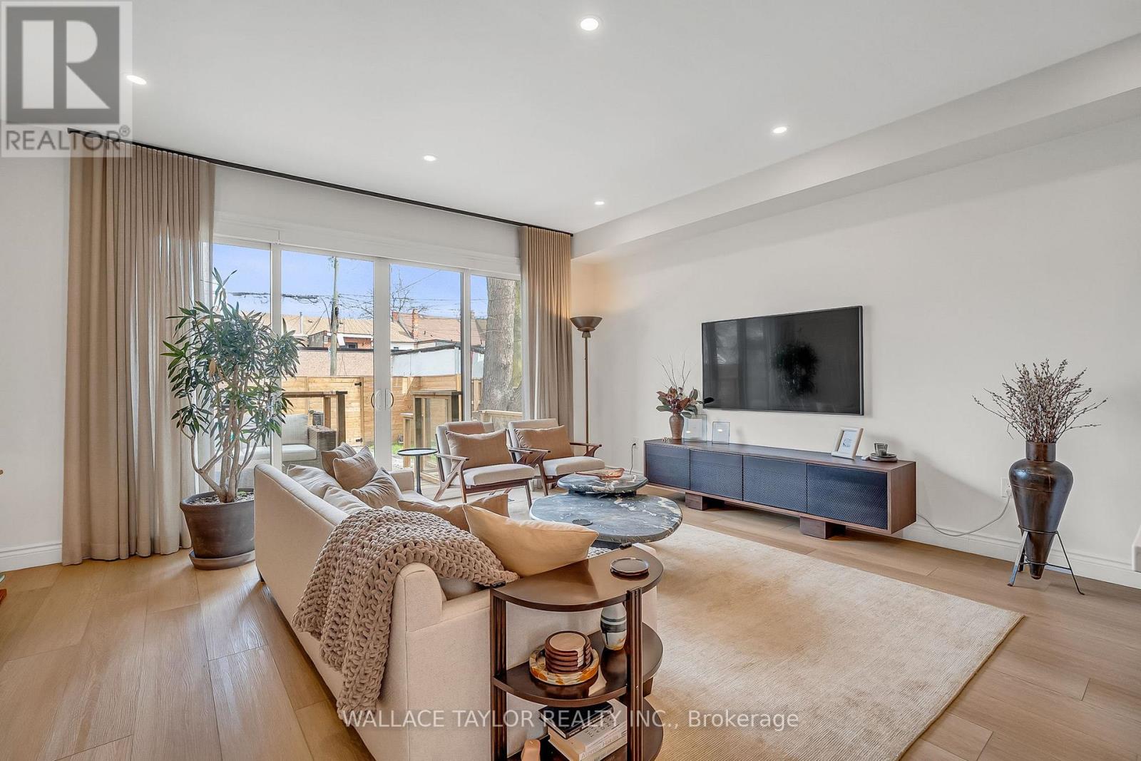 193 Perth Avenue, Toronto, Ontario  M6P 3X7 - Photo 17 - W13034182