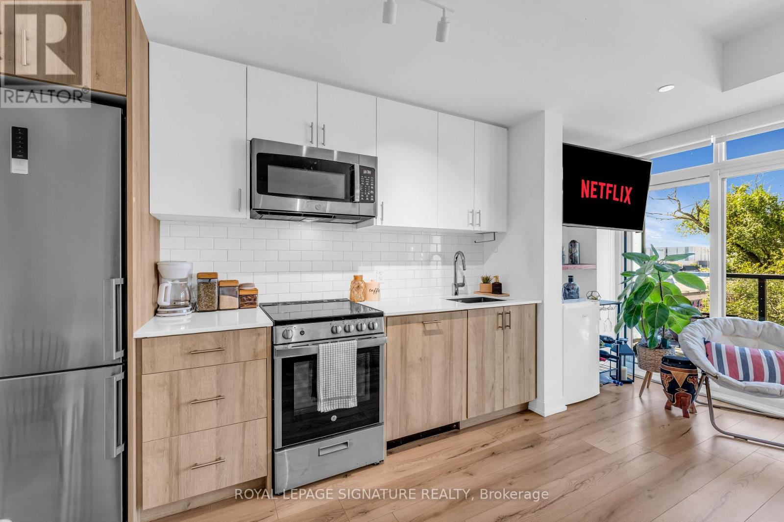 317 - 1195 The Queensway, Toronto, Ontario  M8Z 1R6 - Photo 13 - W13034242