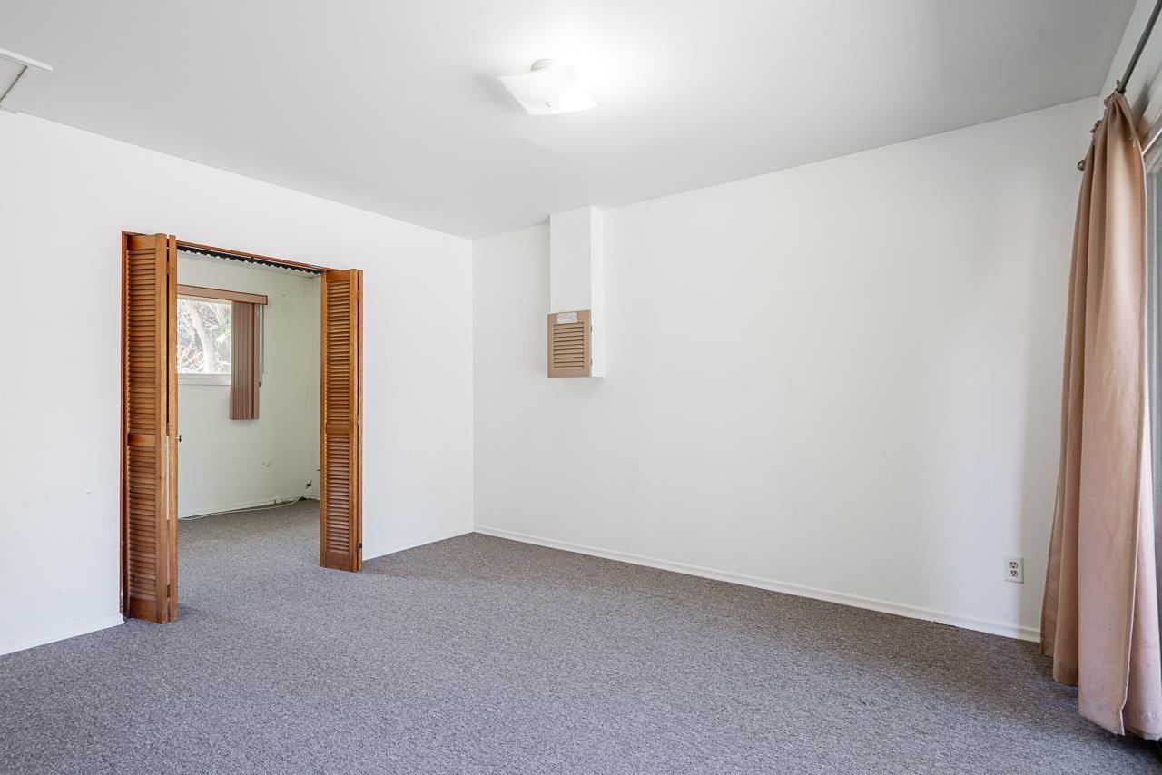 15405 Semiahmoo Avenue, White Rock, British Columbia  V4B 1T6 - Photo 8 - R3112222