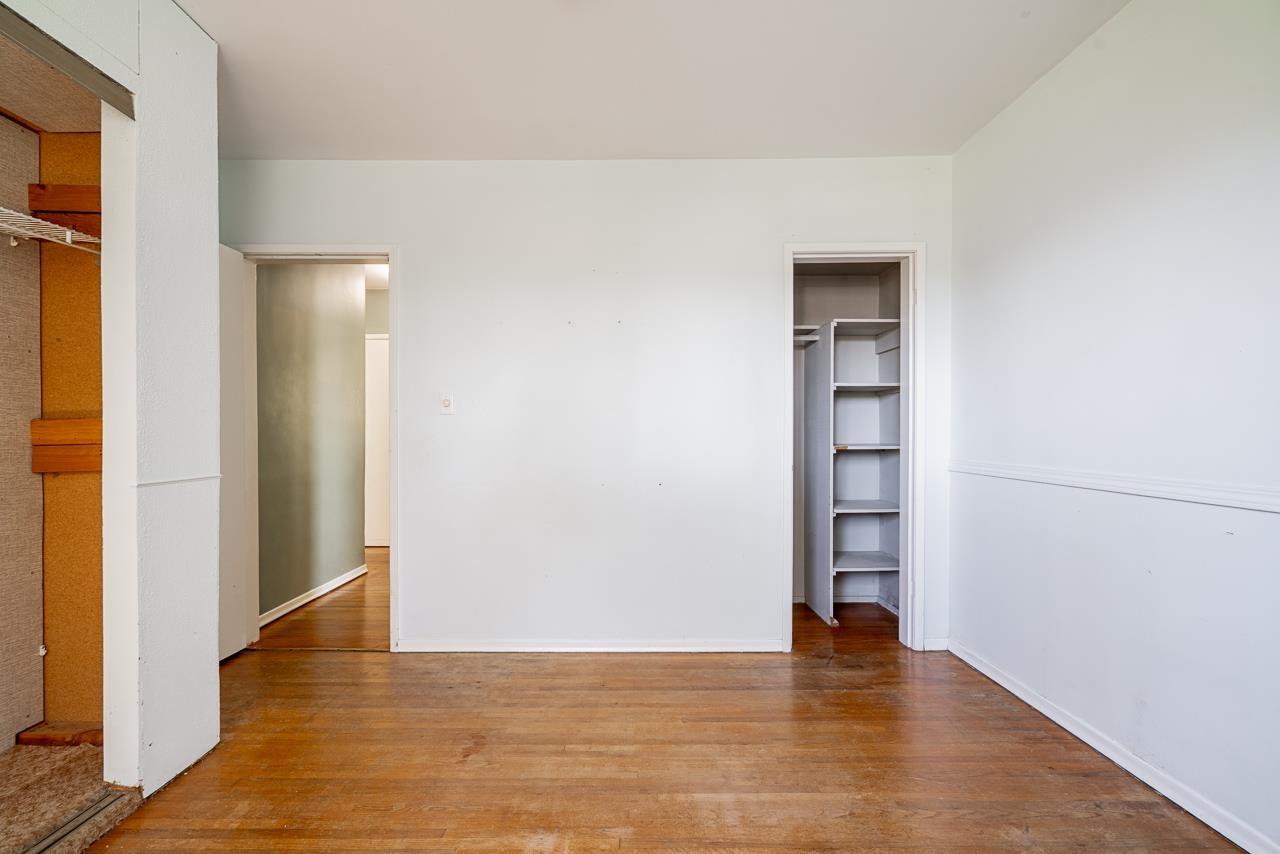 15405 Semiahmoo Avenue, White Rock, British Columbia  V4B 1T6 - Photo 14 - R3112222