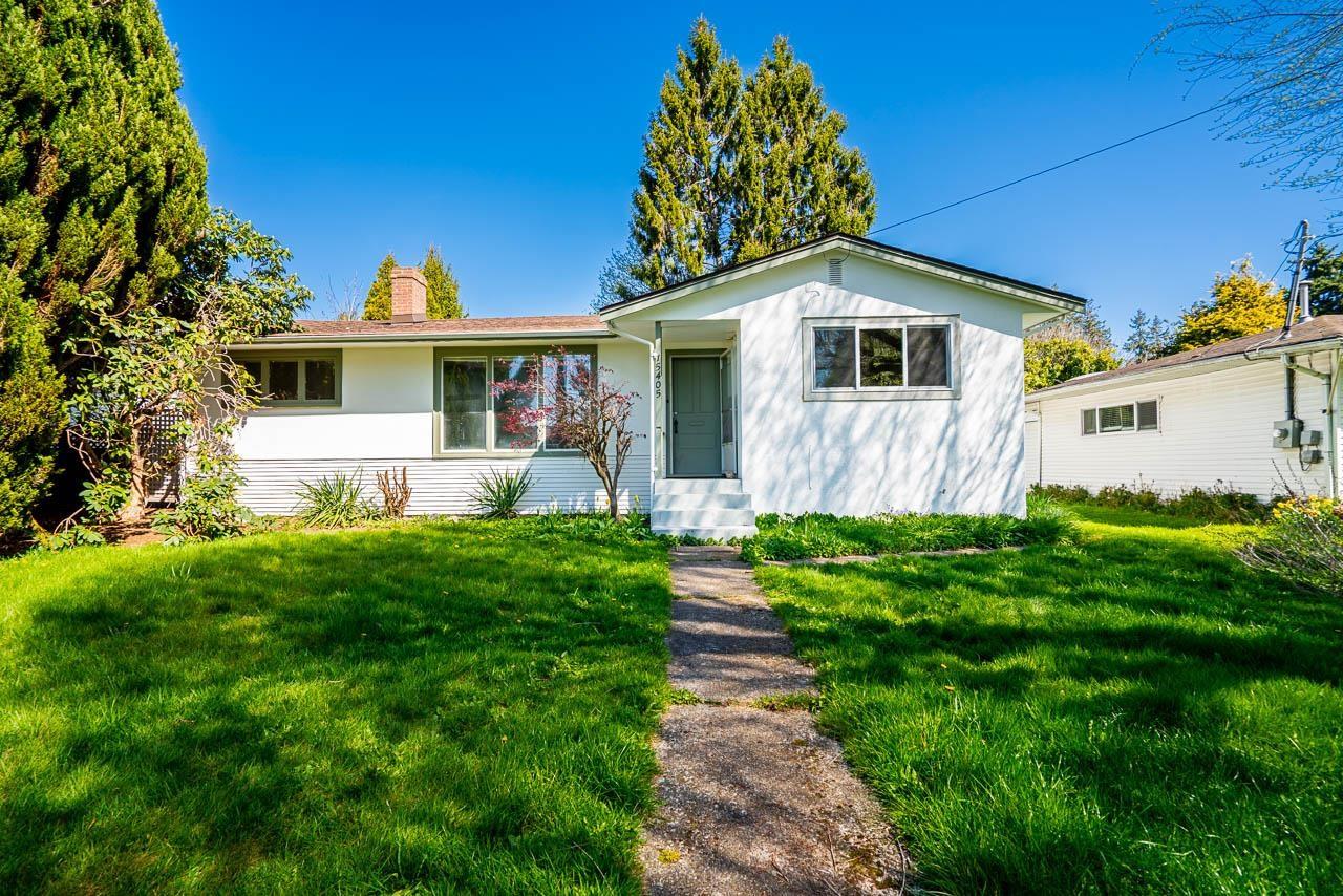 15405 SEMIAHMOO AVENUE, White Rock, British Columbia