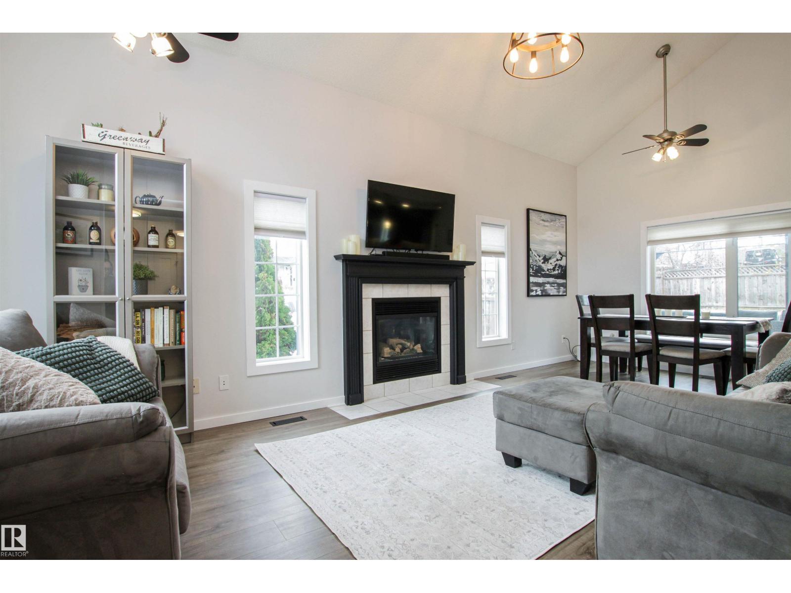 283 Lilac Tc, Sherwood Park, Alberta  T8H 1Z2 - Photo 3 - E4483691