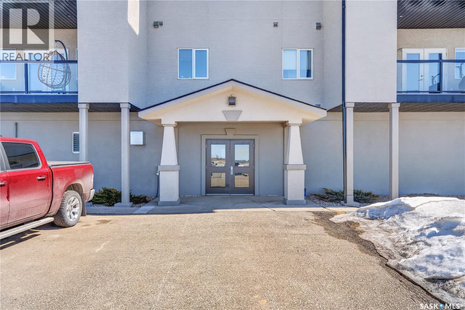 308 1145 Main Street, Melfort, Saskatchewan  S0E 1A0 - Photo 2 - SK033561