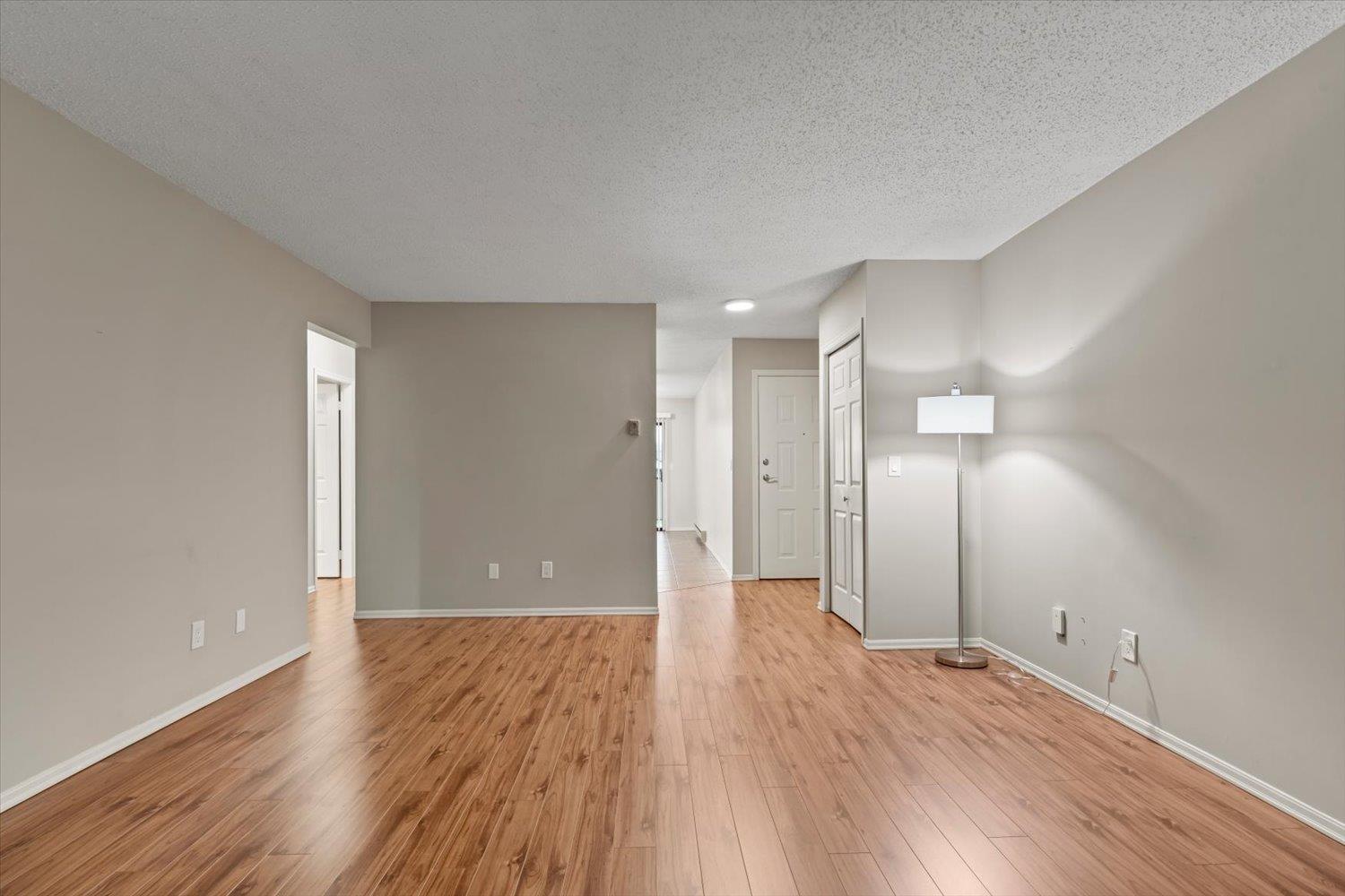 8 32959 George Ferguson Way, Abbotsford, British Columbia  V2S 7W9 - Photo 9 - R3114537