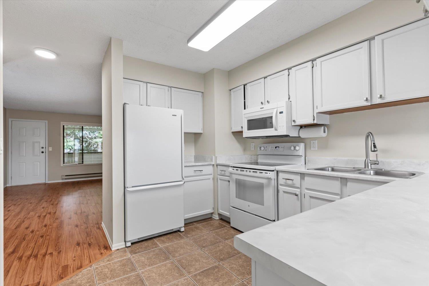 8 32959 George Ferguson Way, Abbotsford, British Columbia  V2S 7W9 - Photo 12 - R3114537