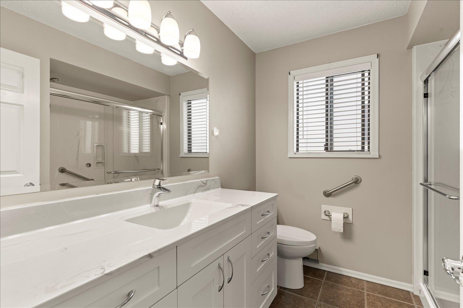 8 32959 George Ferguson Way, Abbotsford, British Columbia  V2S 7W9 - Photo 18 - R3114537