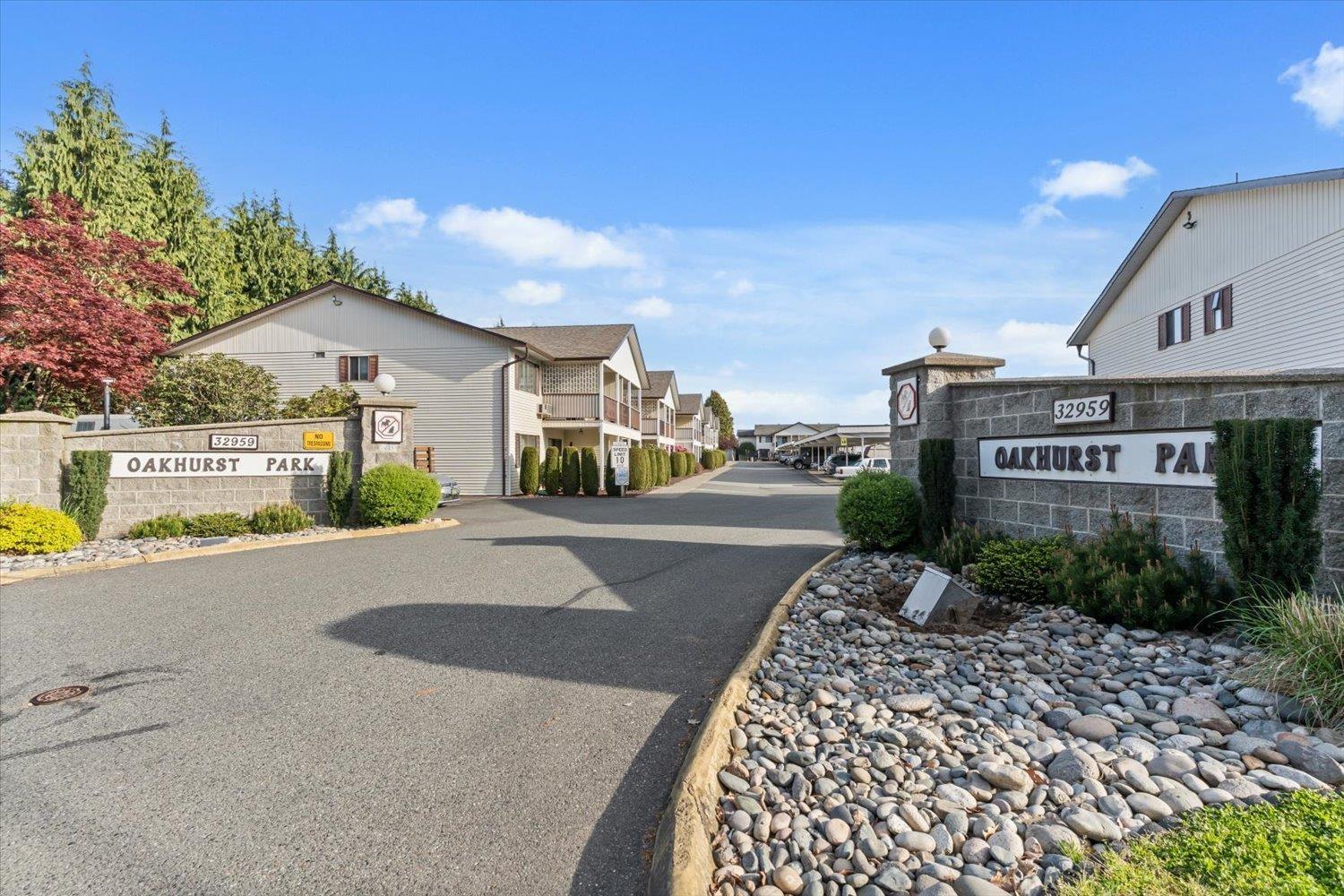 8 32959 George Ferguson Way, Abbotsford, British Columbia  V2S 7W9 - Photo 4 - R3114537