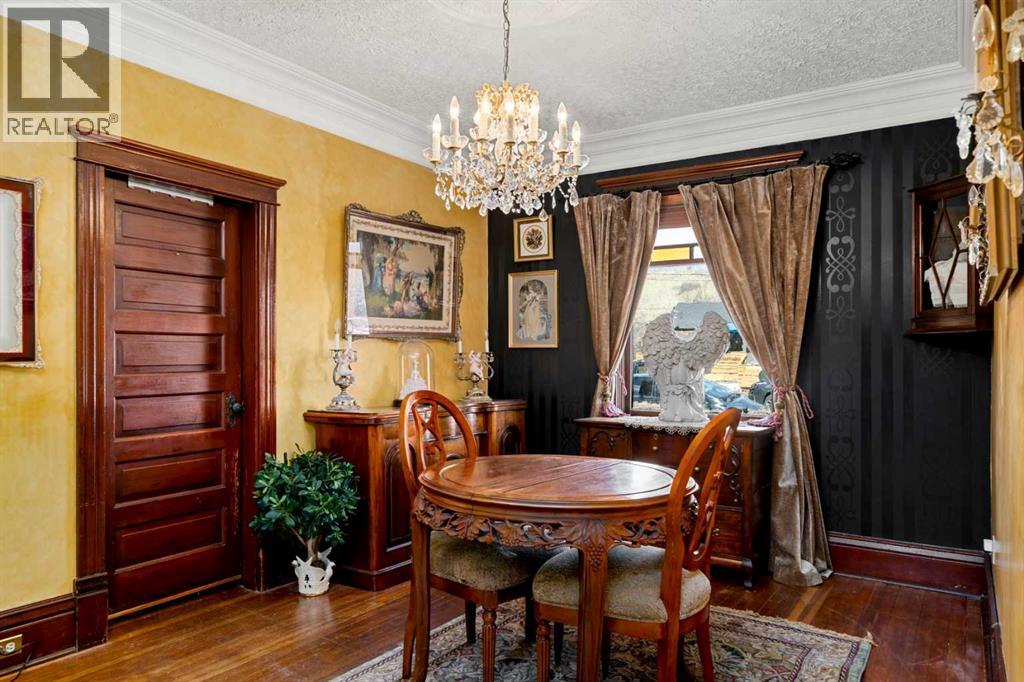 81 Elma Street W, Okotoks, Alberta  T2S 1J9 - Photo 6 - A2303847