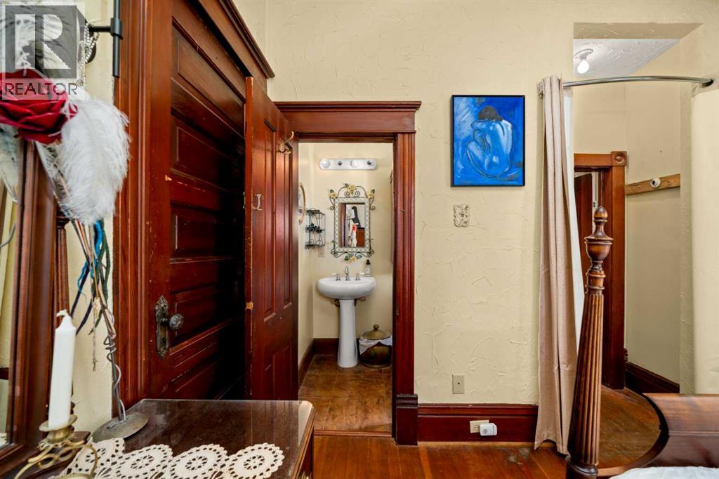 81 Elma Street W, Okotoks, Alberta  T2S 1J9 - Photo 12 - A2303847