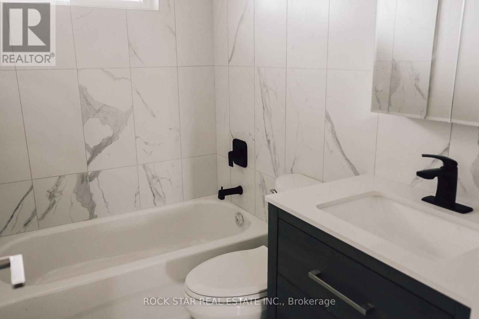 Upper - 69 Austin Drive, Hamilton, Ontario  L8V 3V5 - Photo 11 - X13034158