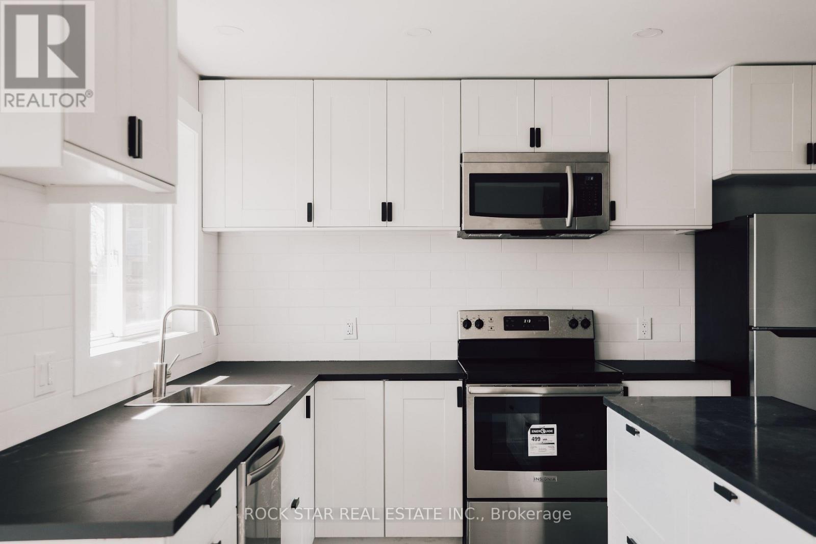 Upper - 69 Austin Drive, Hamilton, Ontario  L8V 3V5 - Photo 5 - X13034158