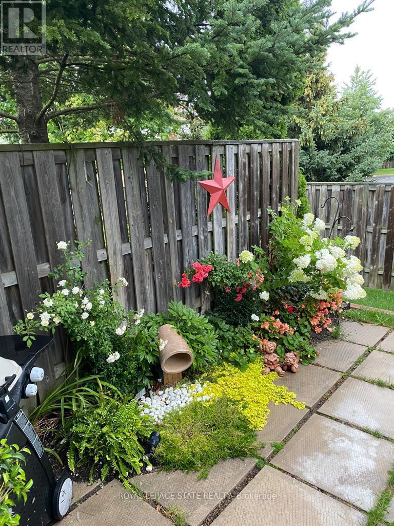 9 - 212 Stonehenge Drive, Hamilton, Ontario  L9K 1N5 - Photo 47 - X13034194