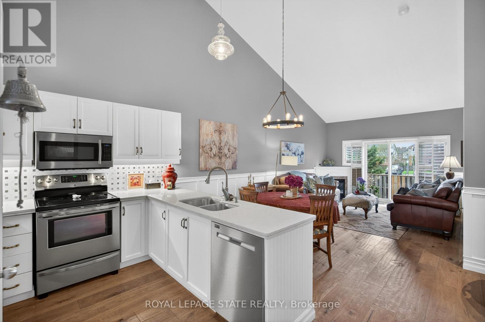 9 - 212 Stonehenge Drive, Hamilton, Ontario  L9K 1N5 - Photo 9 - X13034194