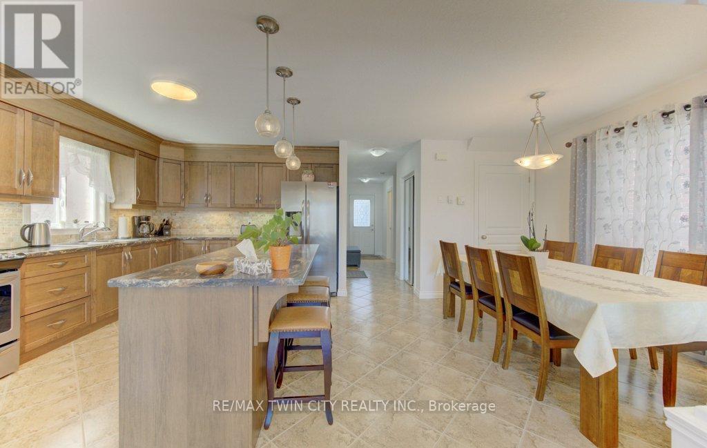 11 Frey Crescent, Kitchener, Ontario  N2E 4L5 - Photo 15 - X13034240