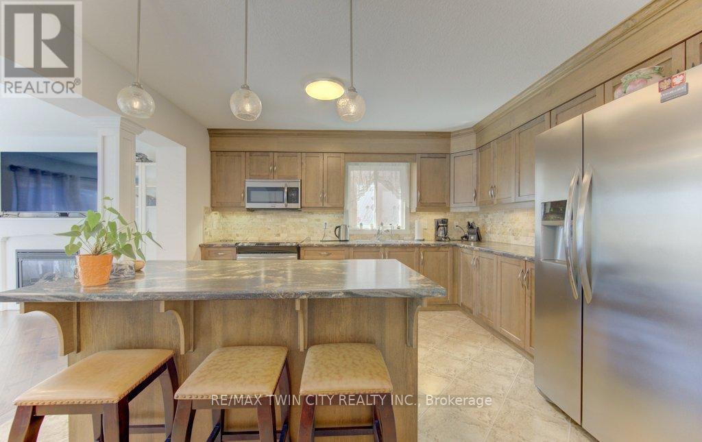 11 Frey Crescent, Kitchener, Ontario  N2E 4L5 - Photo 20 - X13034240