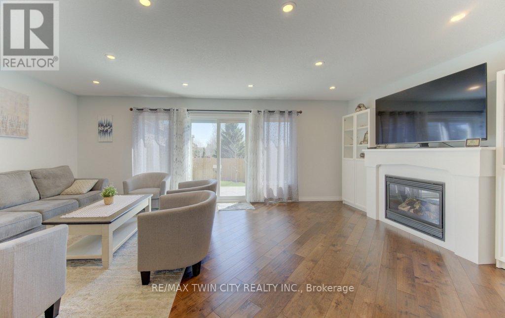 11 Frey Crescent, Kitchener, Ontario  N2E 4L5 - Photo 22 - X13034240