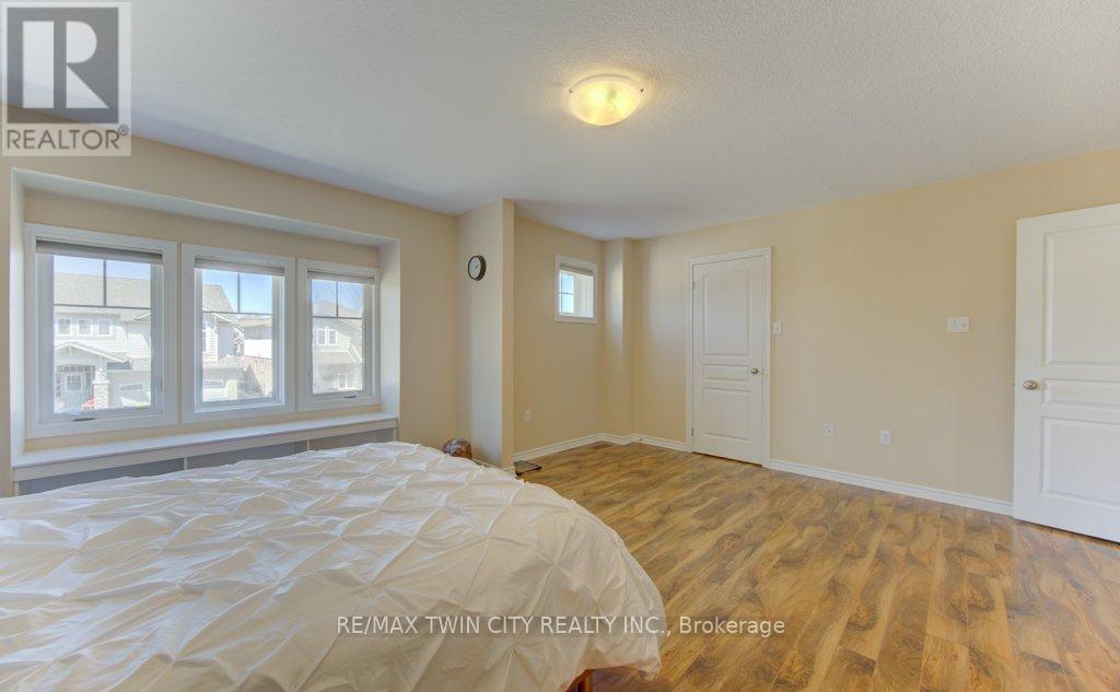 11 Frey Crescent, Kitchener, Ontario  N2E 4L5 - Photo 32 - X13034240