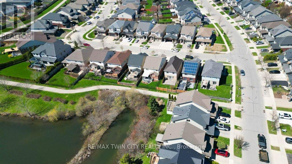 11 Frey Crescent, Kitchener, Ontario  N2E 4L5 - Photo 47 - X13034240