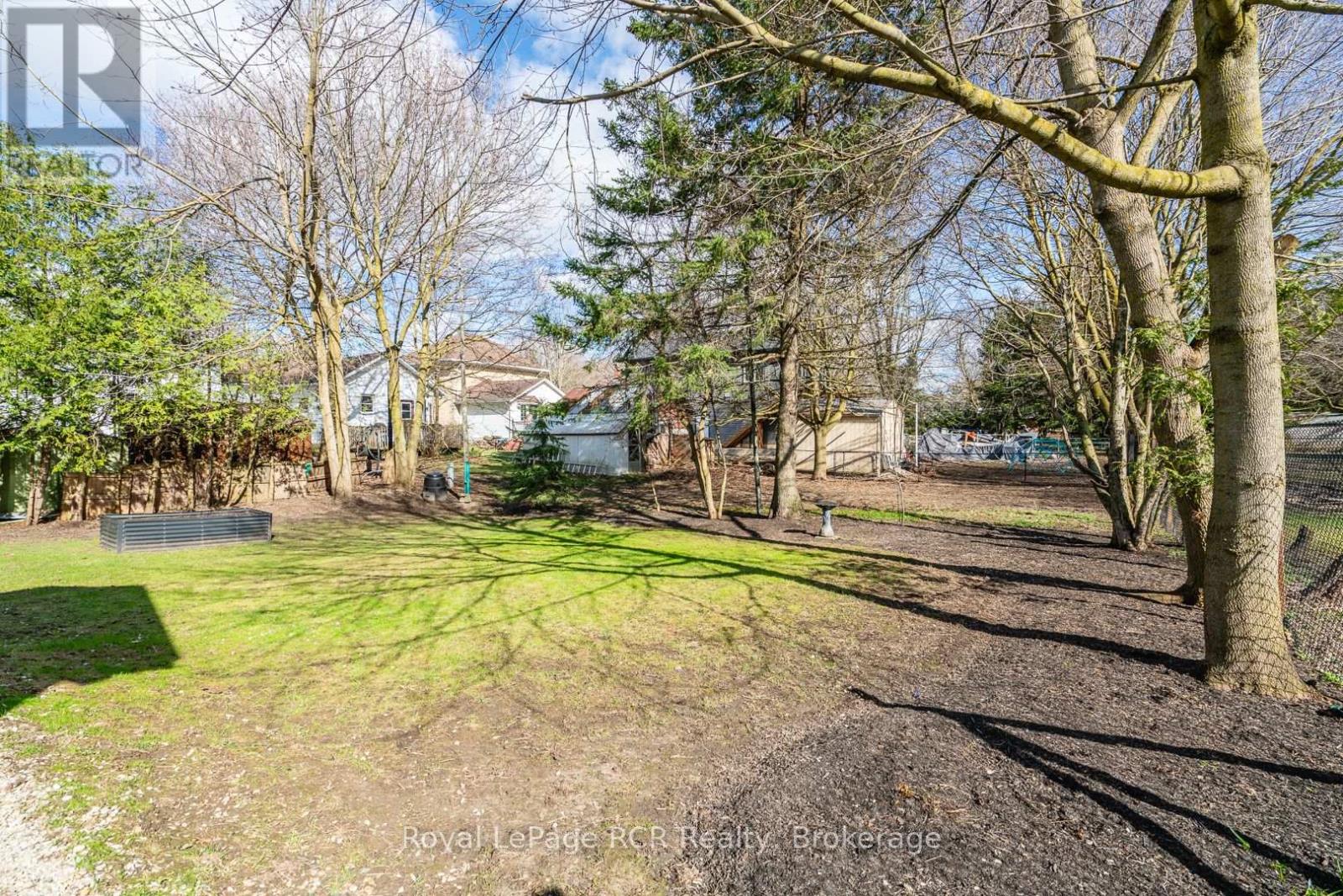 226 Birmingham Street W, Wellington North, Ontario  N0G 2L1 - Photo 40 - X12873820