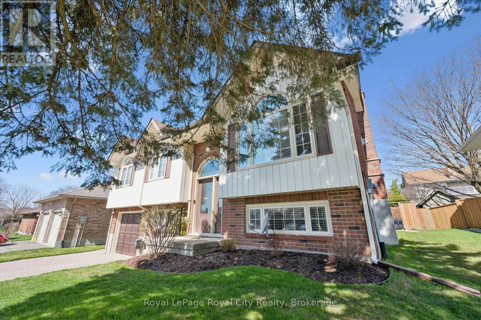 278 Colborne Street, Centre Wellington, Ontario  N0B 1S0 - Photo 2 - X12871028