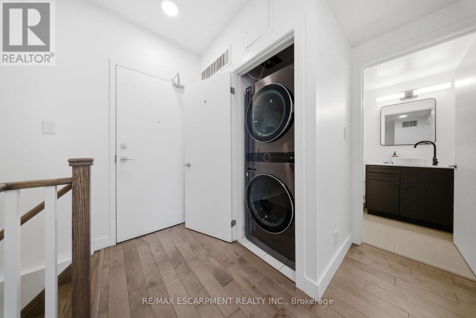 Th1 - 127 Queen Street E, Toronto, Ontario  M5C 1S3 - Photo 23 - C13033940