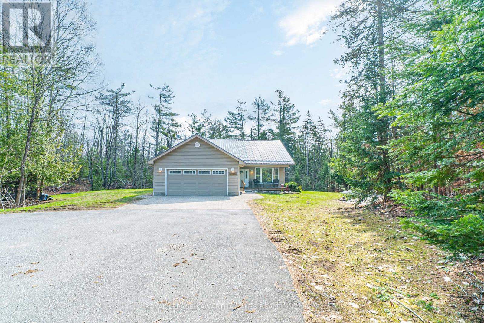 914 County Rd 49, Trent Lakes, Ontario  K0M 1A0 - Photo 4 - X12971700