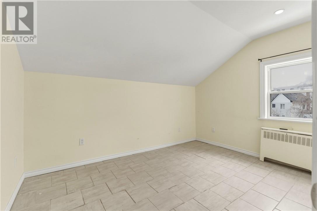 163 Kathleen Street, Sudbury, Ontario  P3C 2L7 - Photo 7 - 2127274