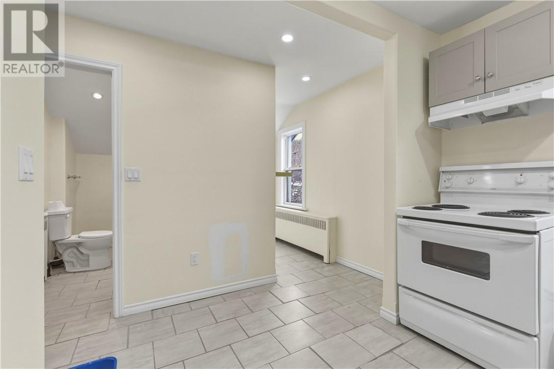 163 Kathleen Street, Sudbury, Ontario  P3C 2L7 - Photo 9 - 2127274