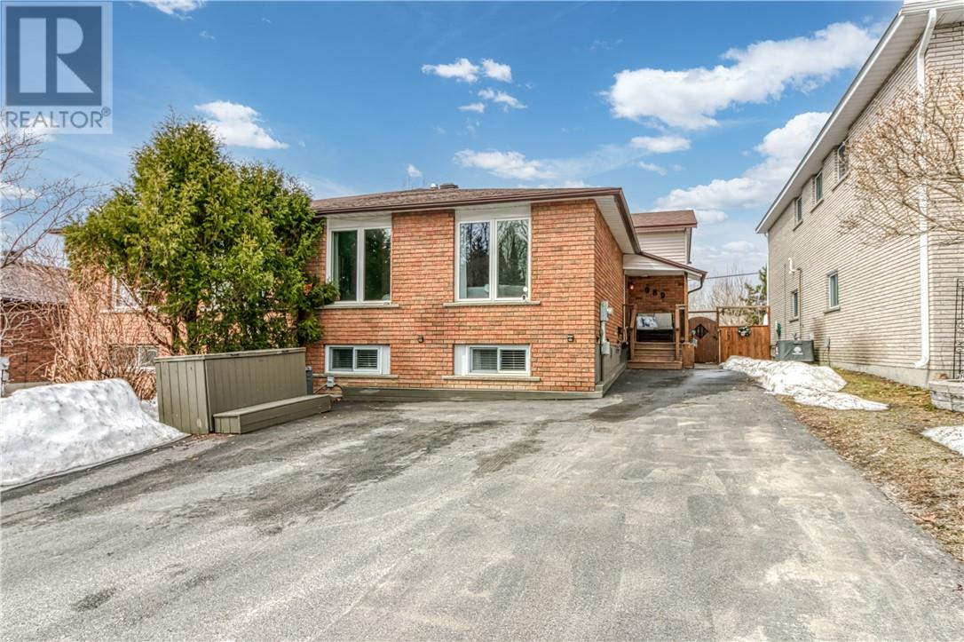 989 Arthur Street, Sudbury, Ontario  P3A 5L8 - Photo 1 - 2127234