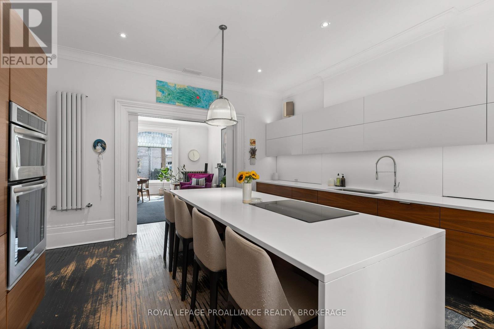 28 Wellington Street, Kingston, Ontario  K7L 3C1 - Photo 11 - X12838144