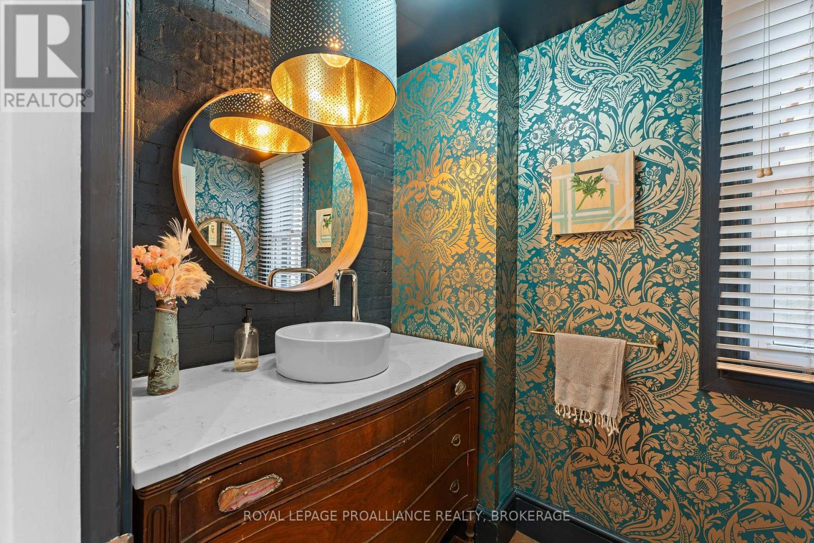 28 Wellington Street, Kingston, Ontario  K7L 3C1 - Photo 13 - X12838144