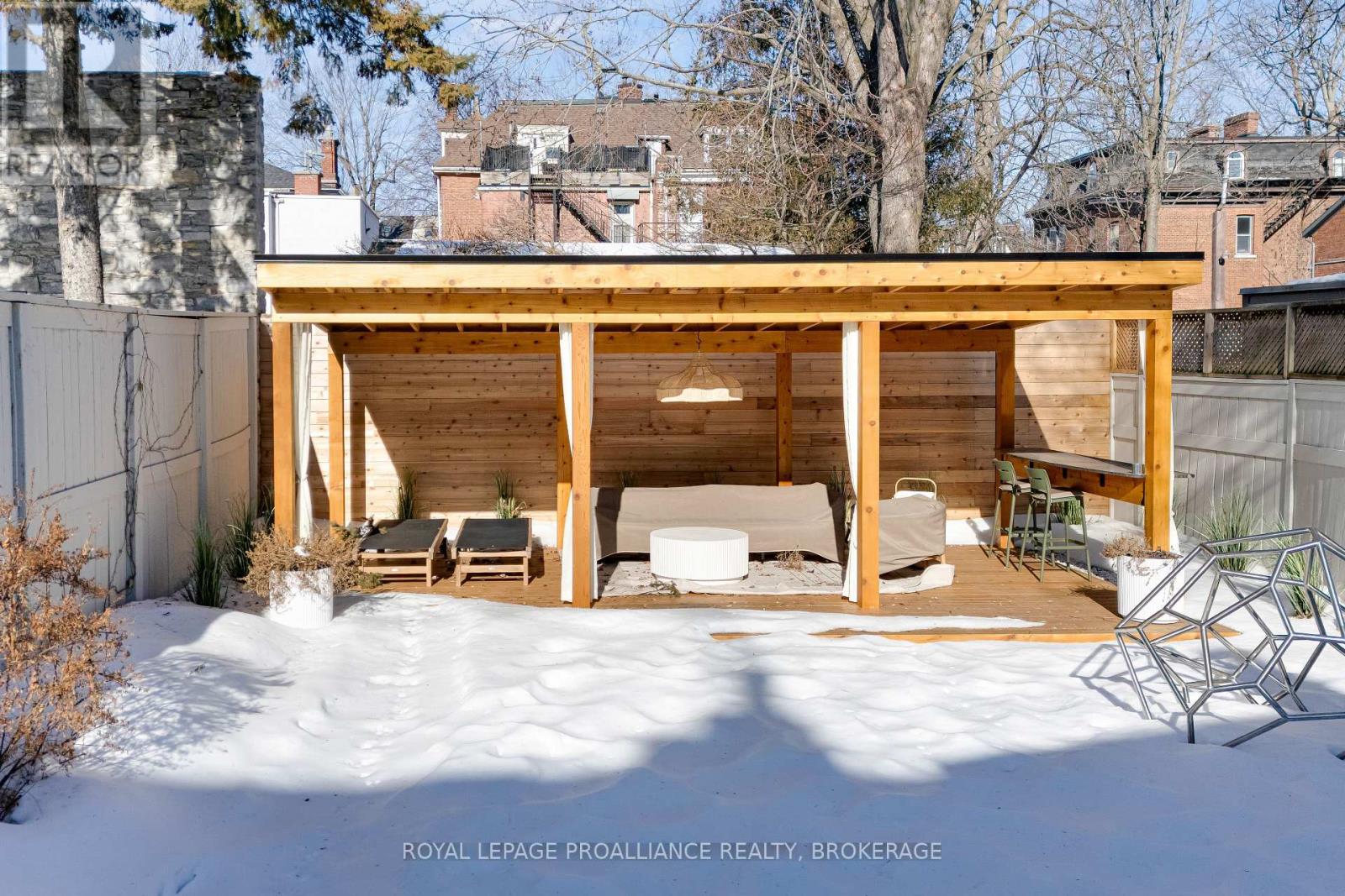 28 Wellington Street, Kingston, Ontario  K7L 3C1 - Photo 35 - X12838144