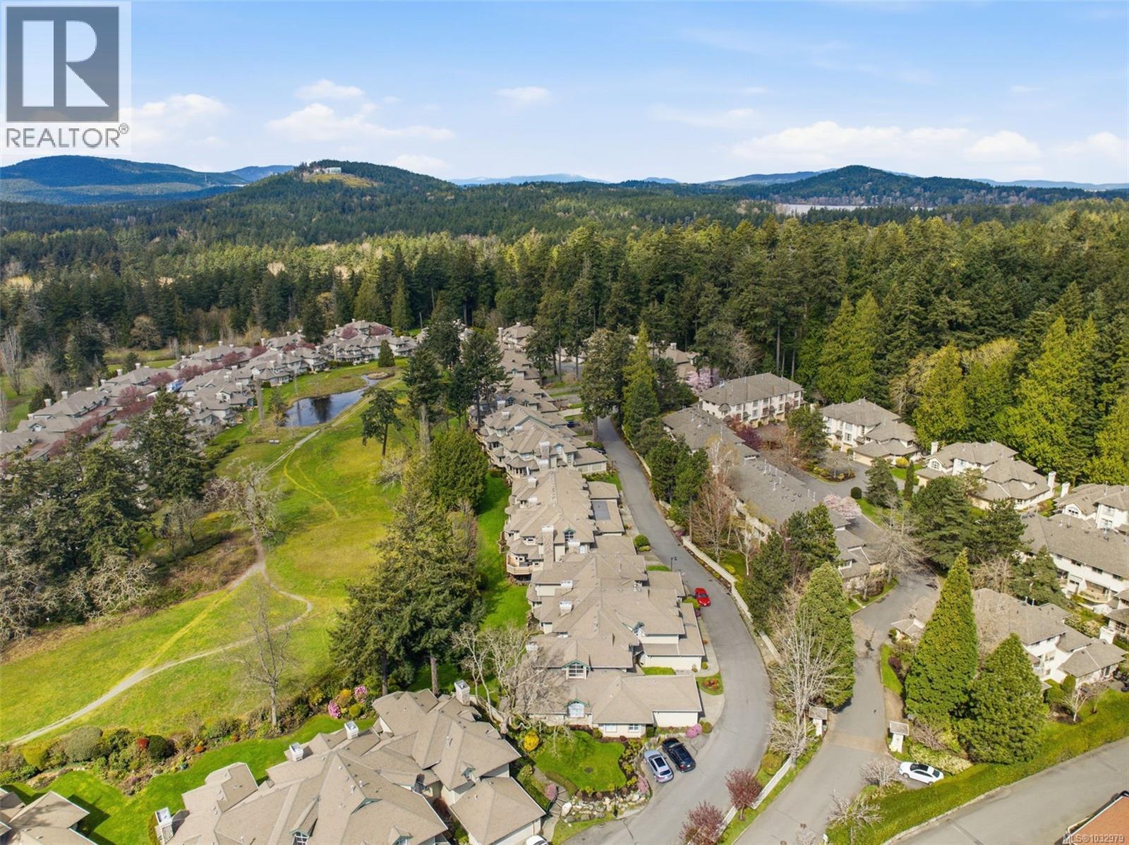 7 520 Marsett Pl, Saanich, British Columbia  V8Z 7J1 - Photo 44 - 1032979