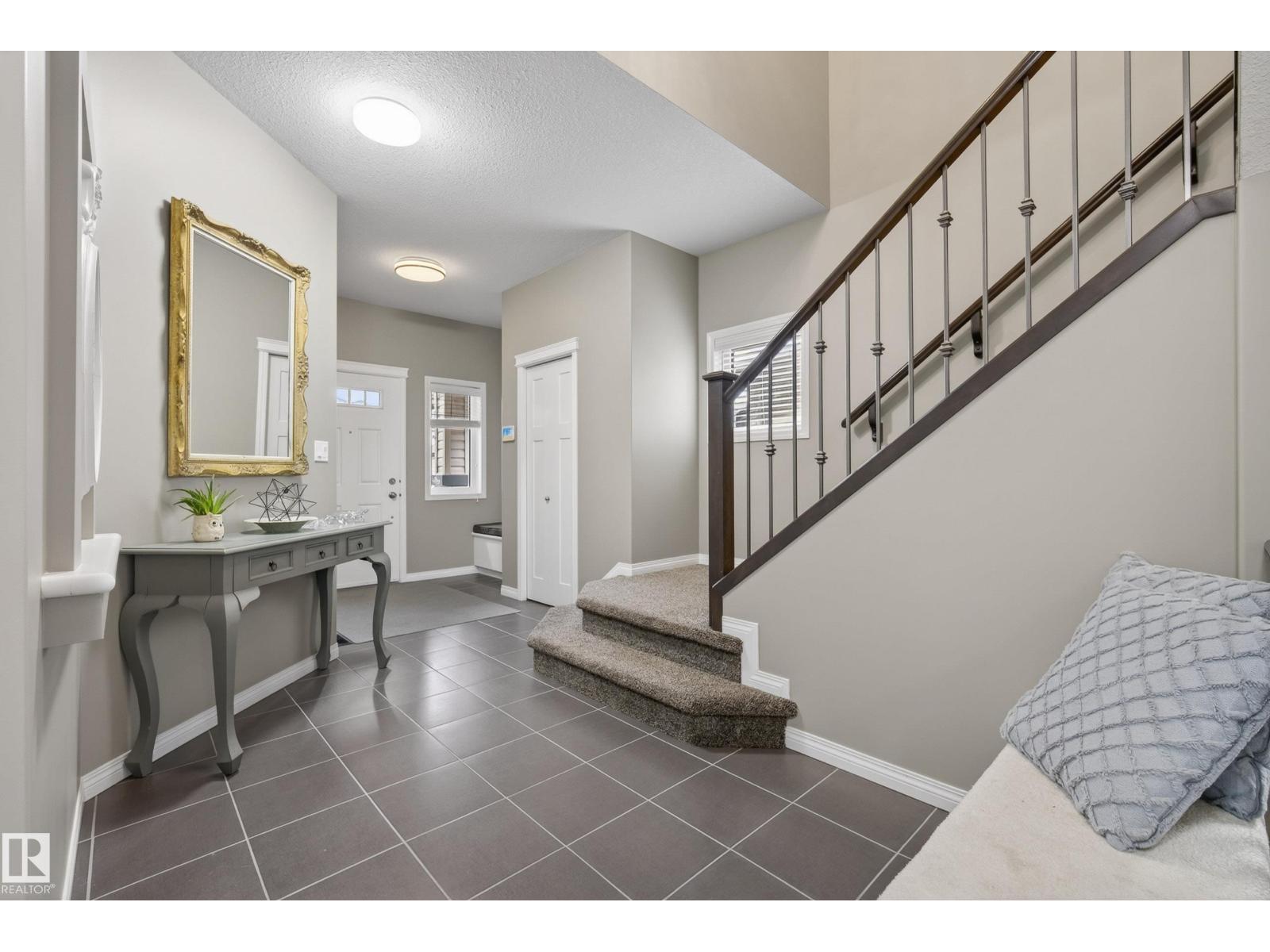 2110 53 St Sw, Edmonton, Alberta  T6L 3K3 - Photo 8 - E4483695