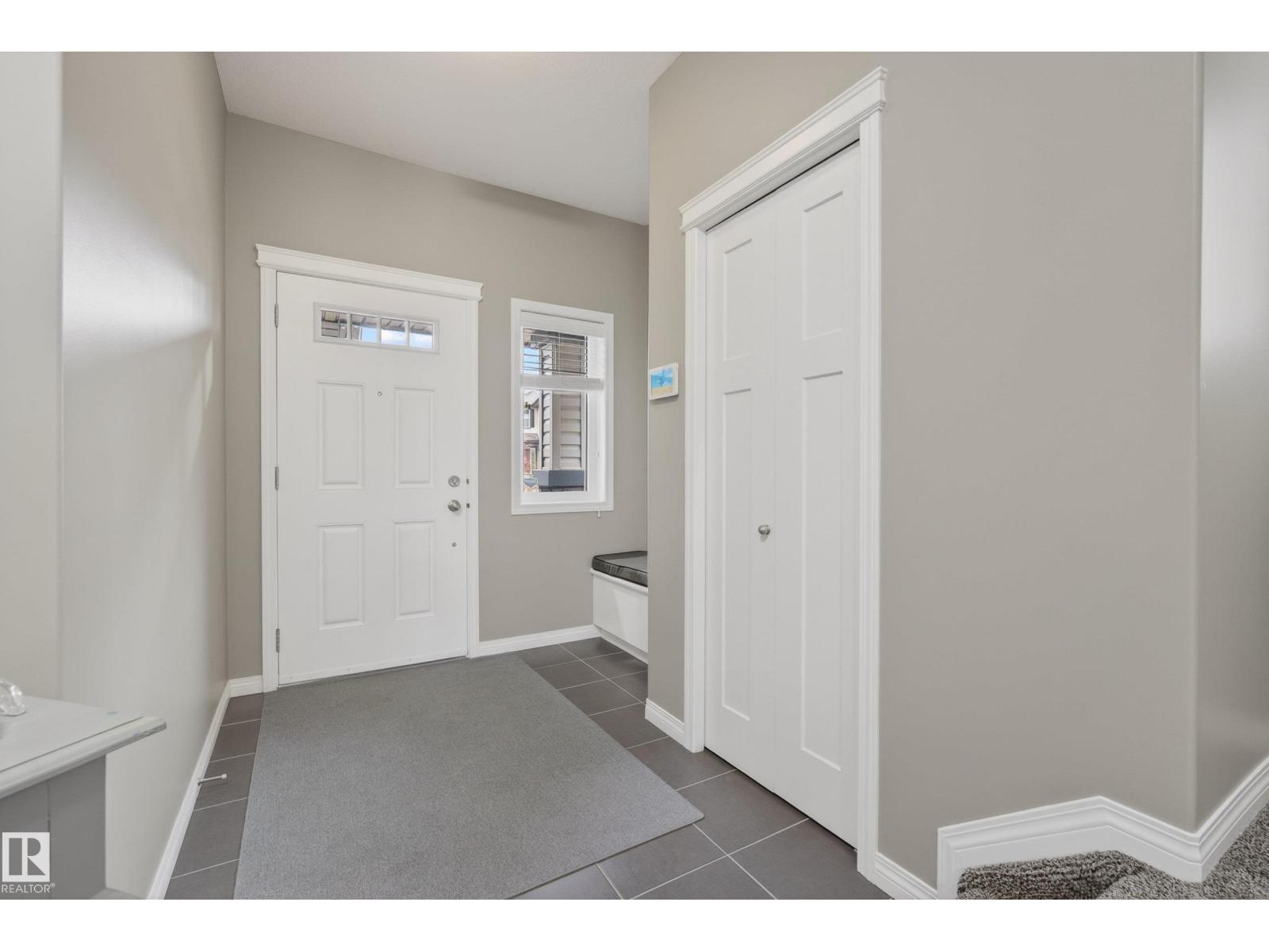 2110 53 St Sw, Edmonton, Alberta  T6L 3K3 - Photo 6 - E4483695