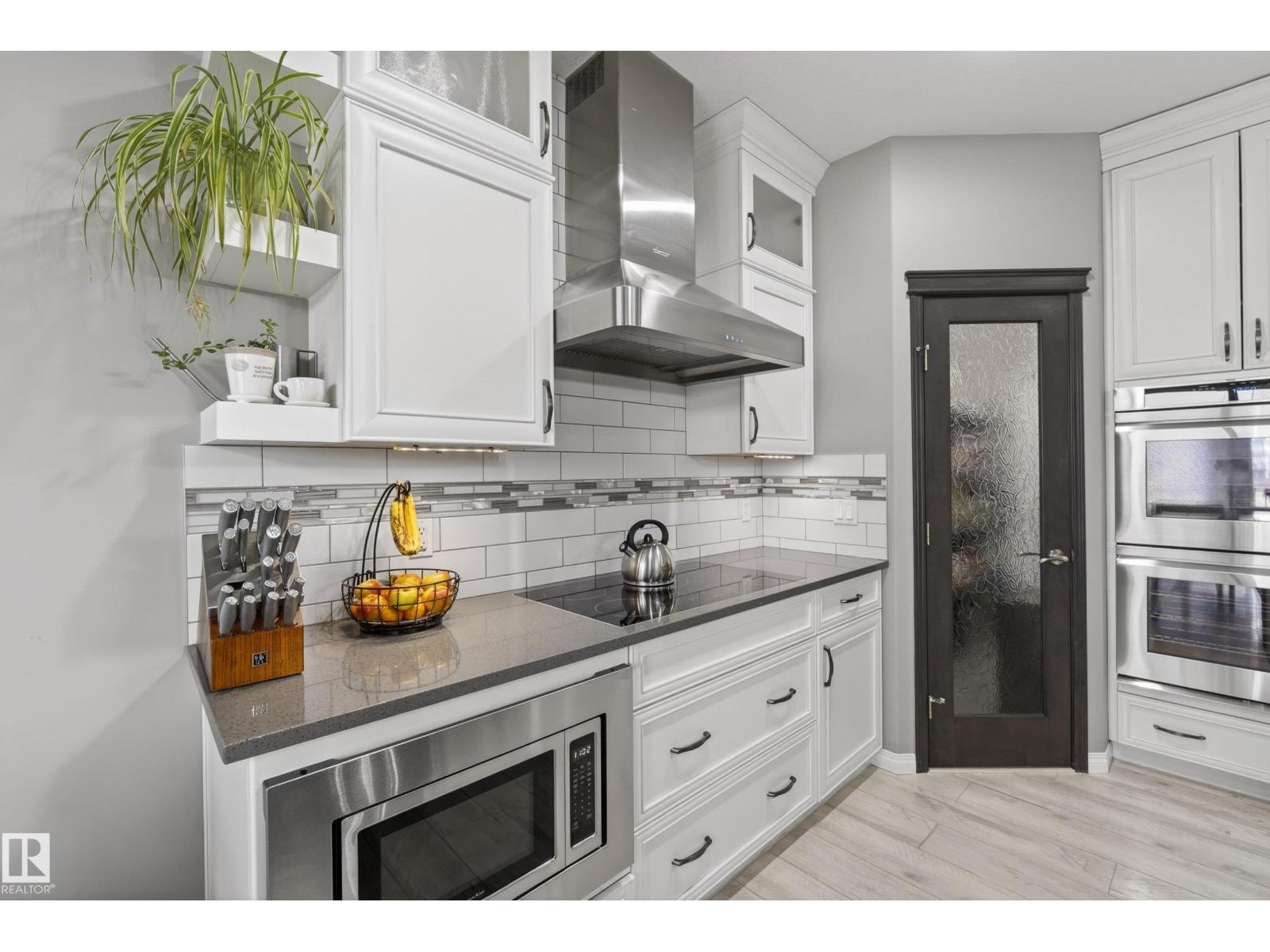 2110 53 St Sw, Edmonton, Alberta  T6L 3K3 - Photo 12 - E4483695